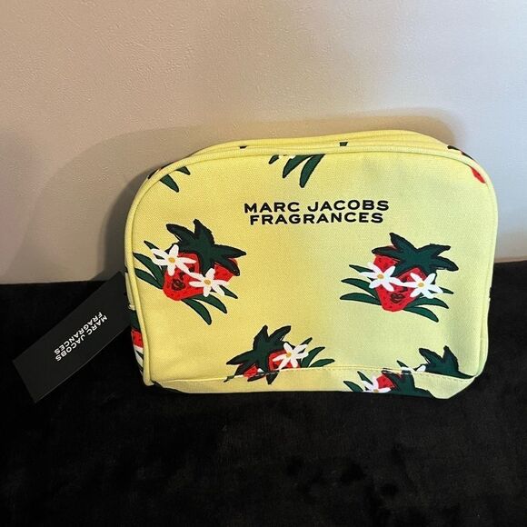 Marc Jacob’s Strawberry Floral Makeup Bag Case - Picture 3 of 11